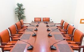 Edmond Hotel  4*
