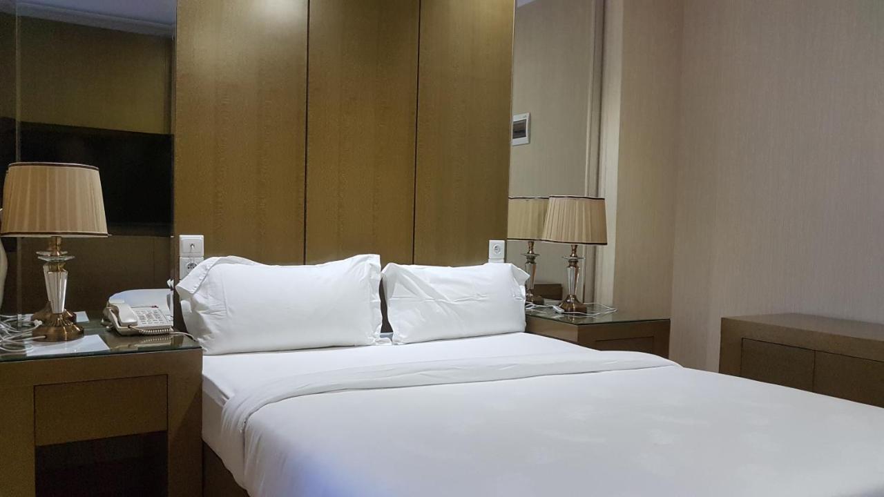 Edmond Hotel Brazzaville Extérieur photo