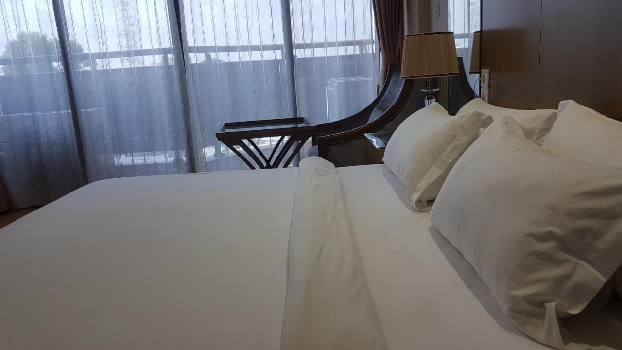 Edmond Hotel Brazzaville Extérieur photo