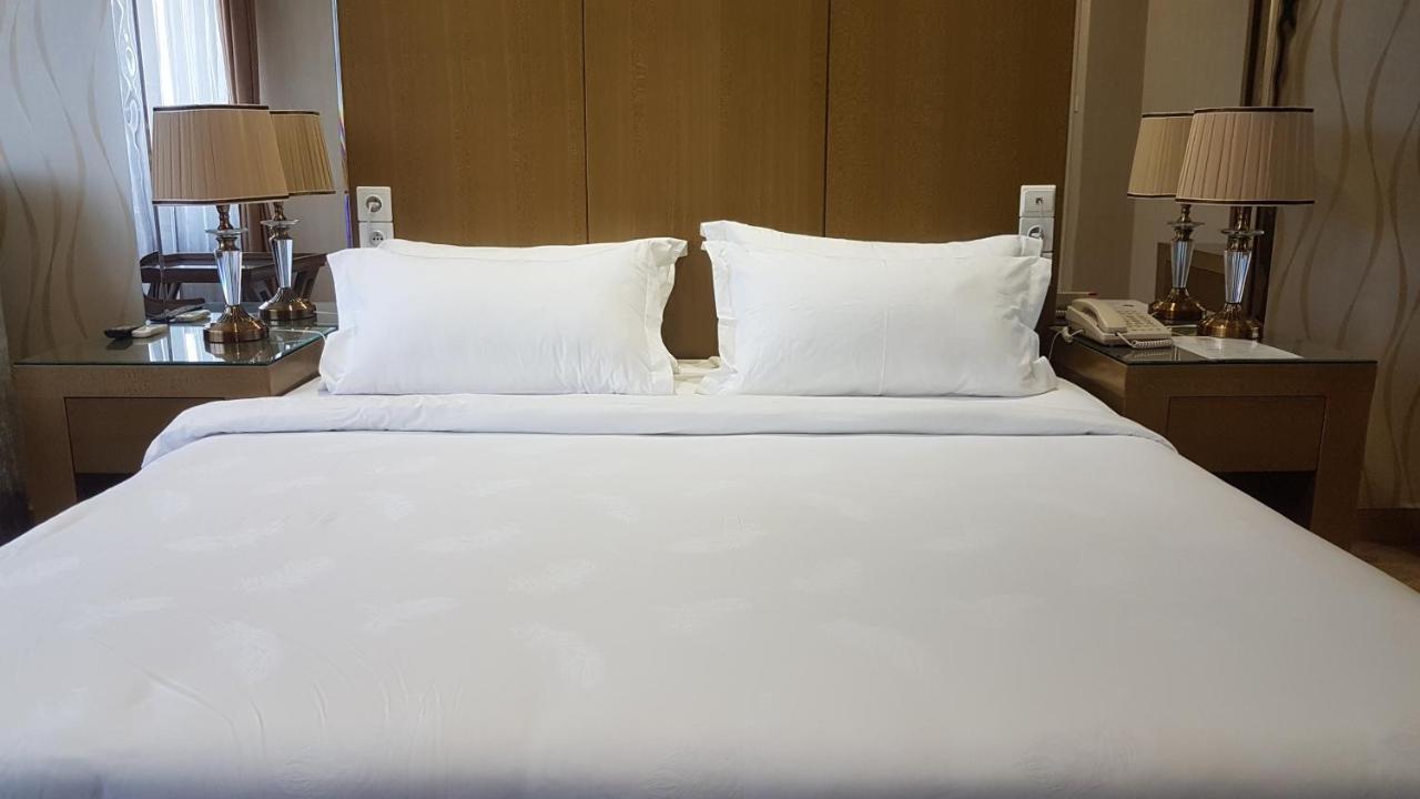 Edmond Hotel Brazzaville Extérieur photo