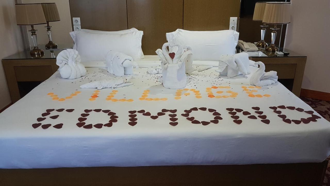 Edmond Hotel Brazzaville Extérieur photo